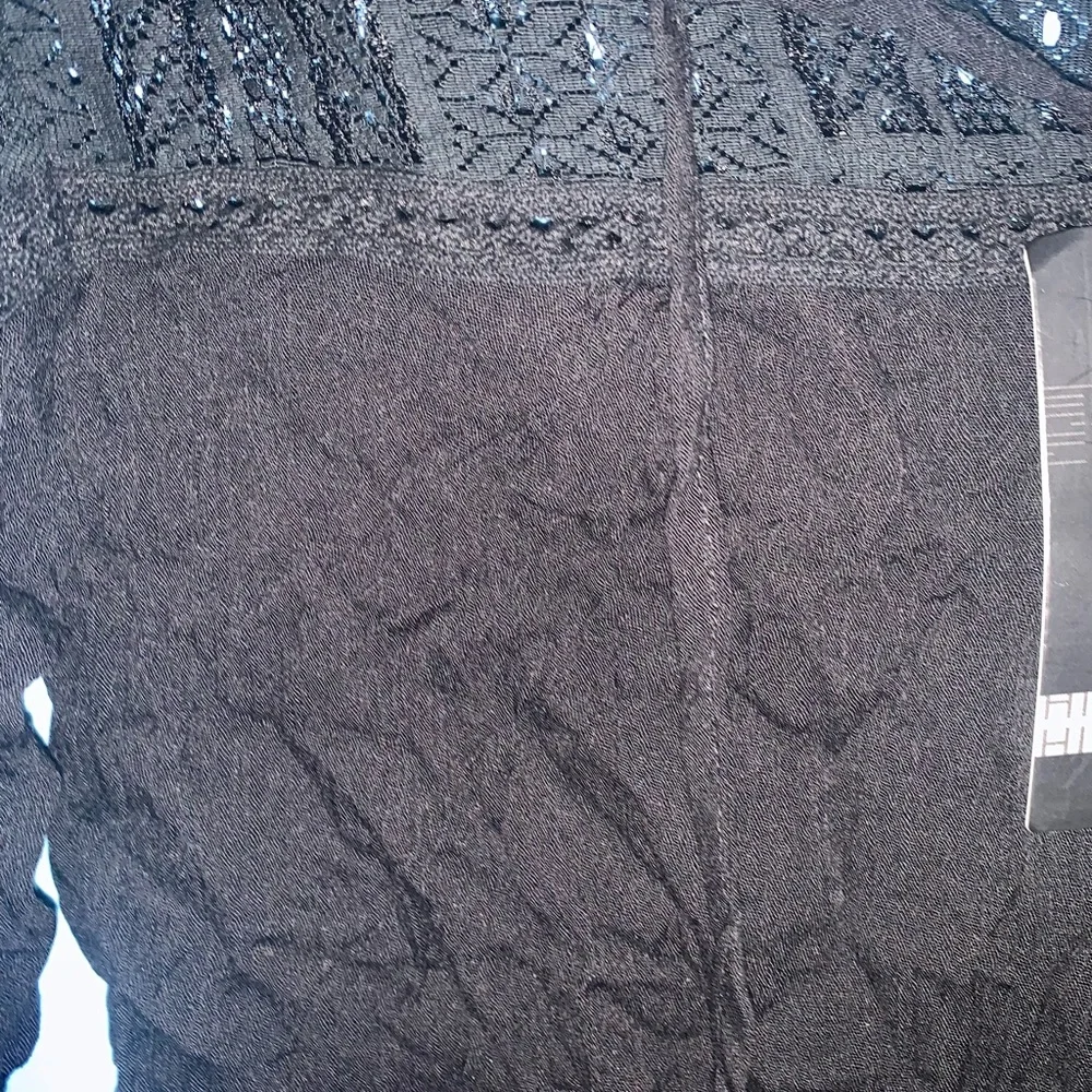 Style Dome Black Long Sleeve a crochet Top Tunic NWT Size S
